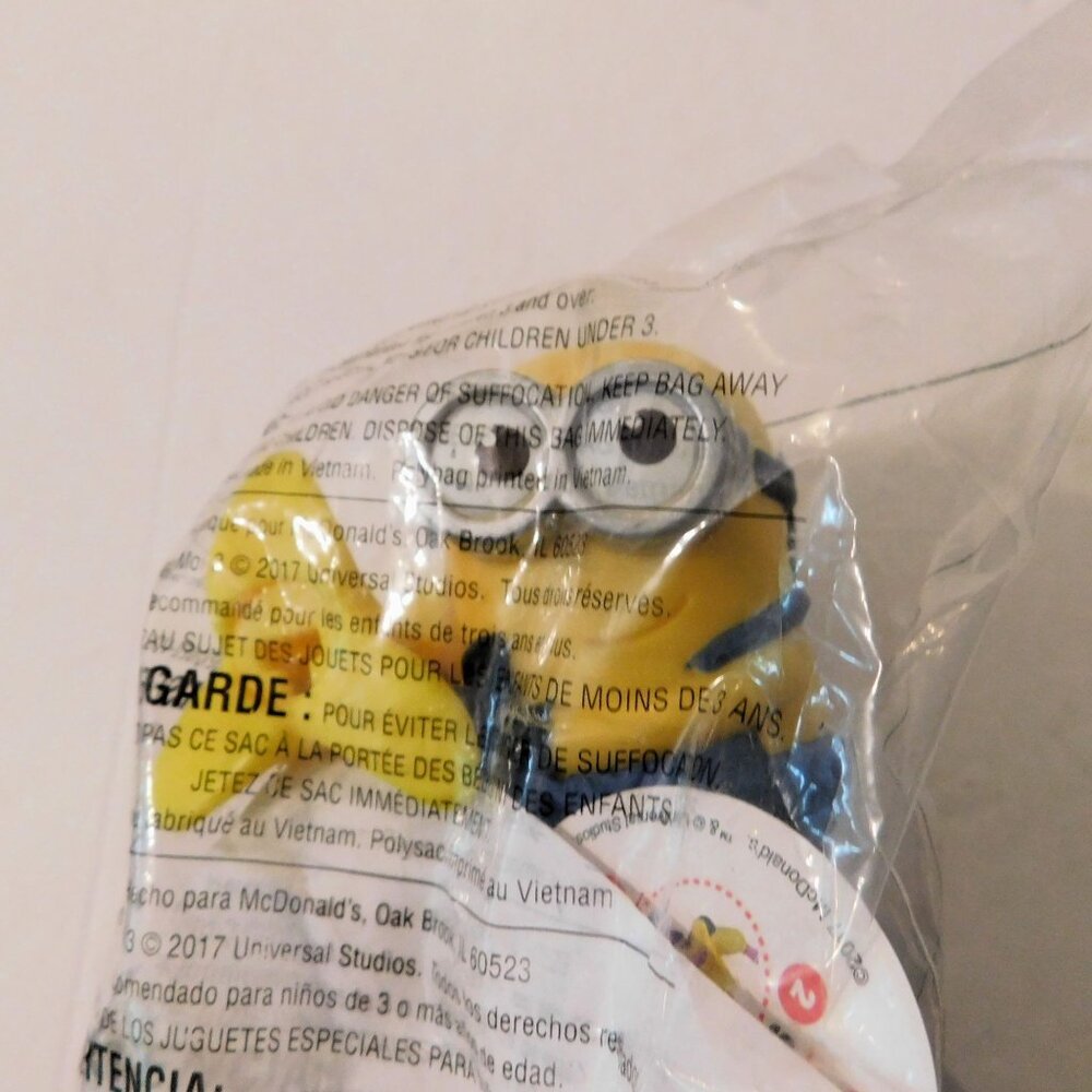 Despicable Me 3 Banana Launcher Minion McDonalds Happy Meal Toy 2017 New Sealed - Picture 3 of 4